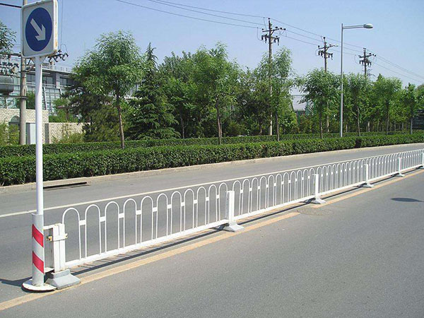 防撞道路護欄